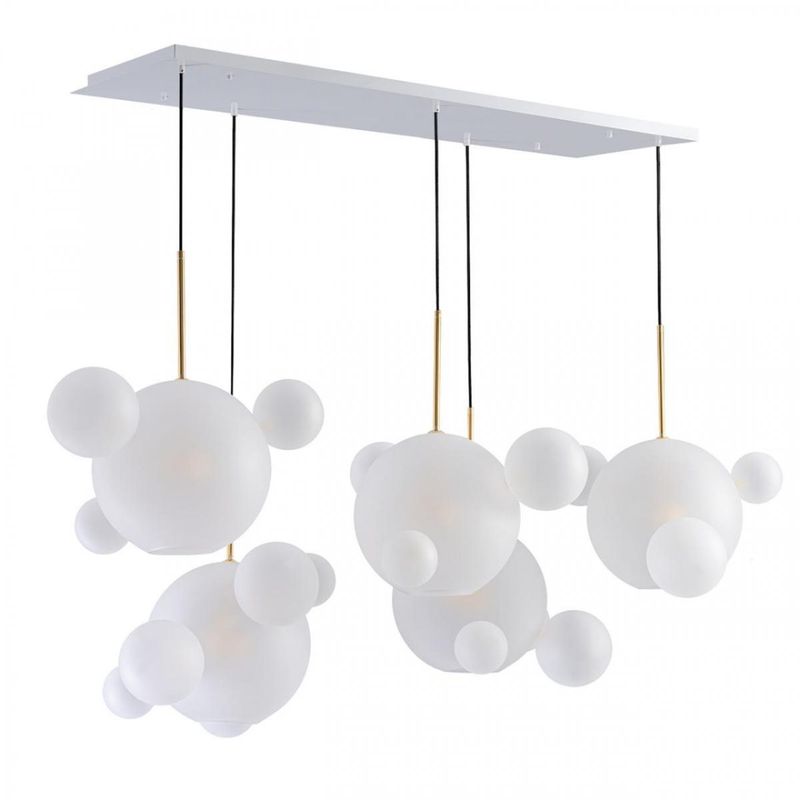 Линейный Светодиодный Светильник Giopato & Coombes Bubble Chandelier Linear Circle матовое белое стекло 5 плафонов Белый Золотой Линейный Светодиодный Светильник Giopato & Coombes Bubble Chandelier Linear Circle матовое белое стекло 5 плафонов Белый Золотой во Владивостоке | Loft Concept