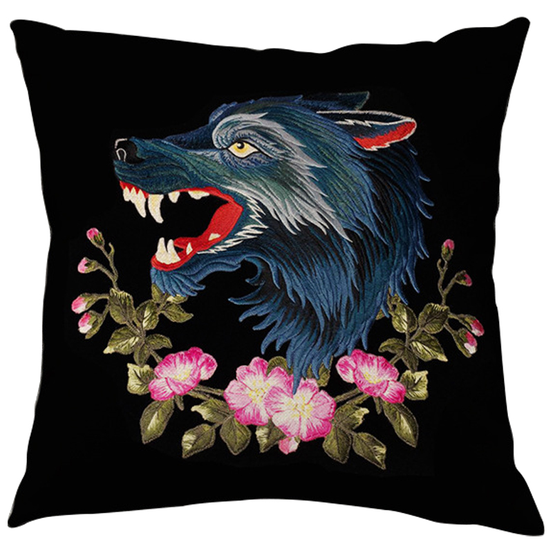 Декоративная подушка с вышивкой Стиль Gucci Wolf Black Черный Мульти Декоративная подушка с вышивкой Стиль Gucci Wolf Black Черный Мульти во Владивостоке | Loft Concept