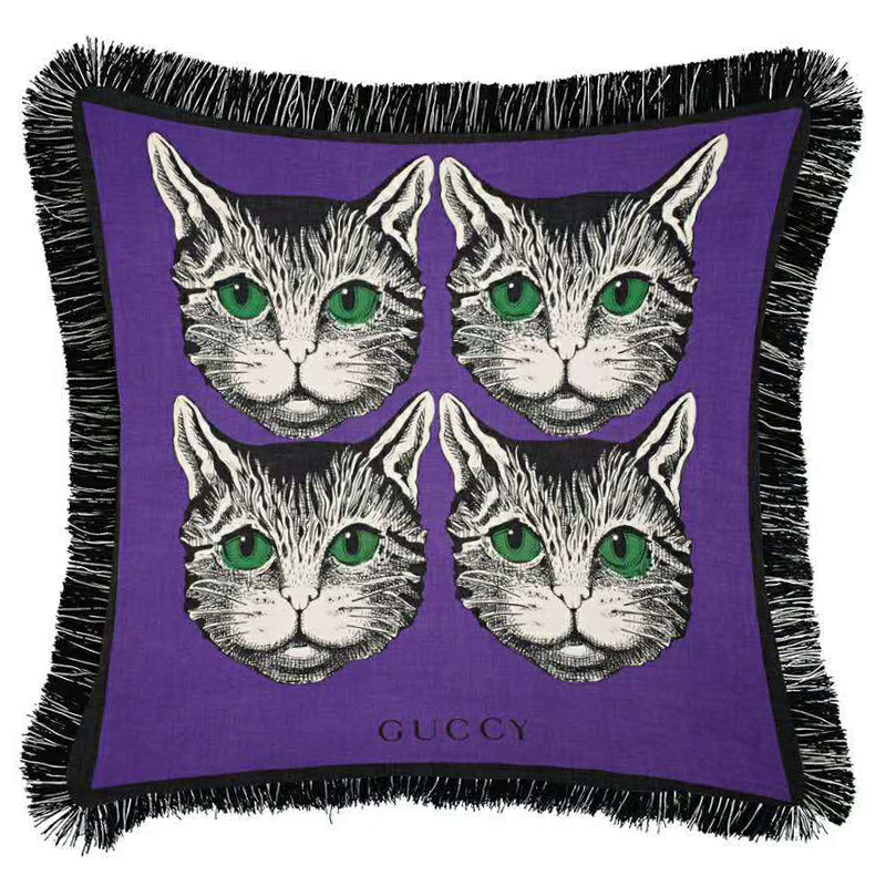 Декоративная подушка с вышивкой Cтиль Gucci Four Cats Violet Фиолетовый Зеленый Черно-белый Декоративная подушка с вышивкой Cтиль Gucci Four Cats Violet Фиолетовый Зеленый Черно-белый во Владивостоке | Loft Concept
