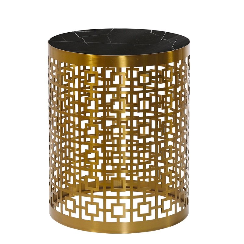 Приставной стол Artesia Side Table Table Black Глянцевое золото Черный Приставной стол Artesia Side Table Table Black Глянцевое золото Черный во Владивостоке | Loft Concept