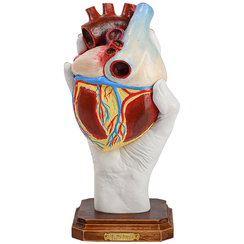 Статуэтка Heart "In my hands" Мульти Белый Статуэтка Heart "In my hands" Мульти Белый во Владивостоке | Loft Concept