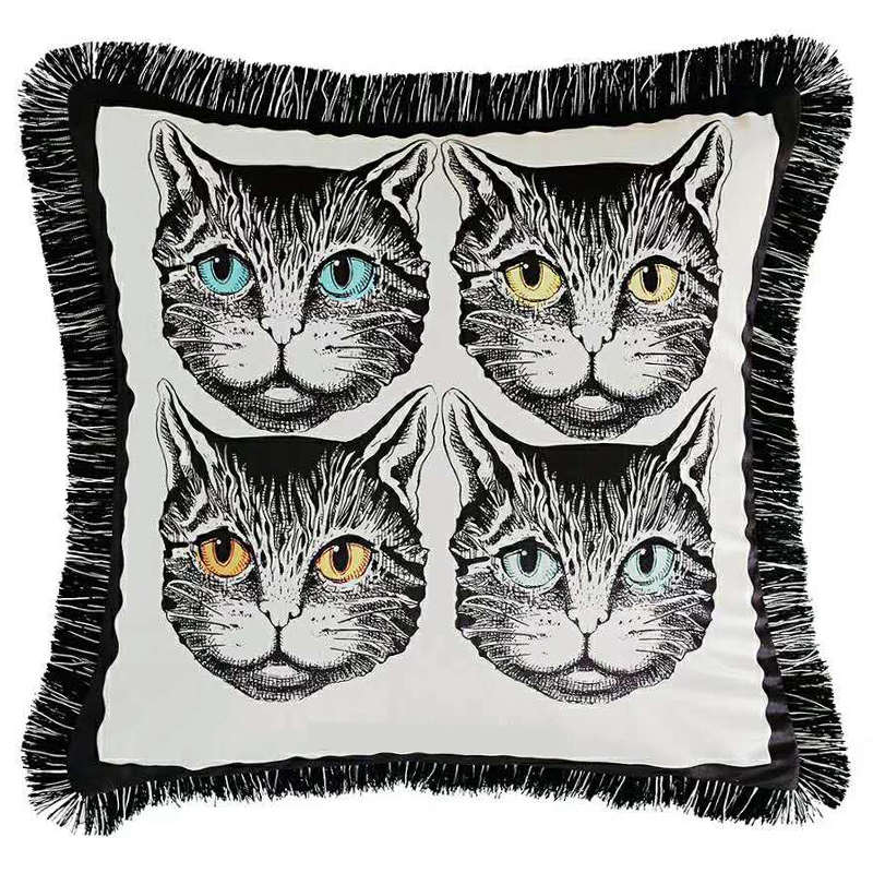 Декоративная подушка с вышивкой Cтиль Gucci Four Cats White Черно-белый Декоративная подушка с вышивкой Cтиль Gucci Four Cats White Черно-белый во Владивостоке | Loft Concept
