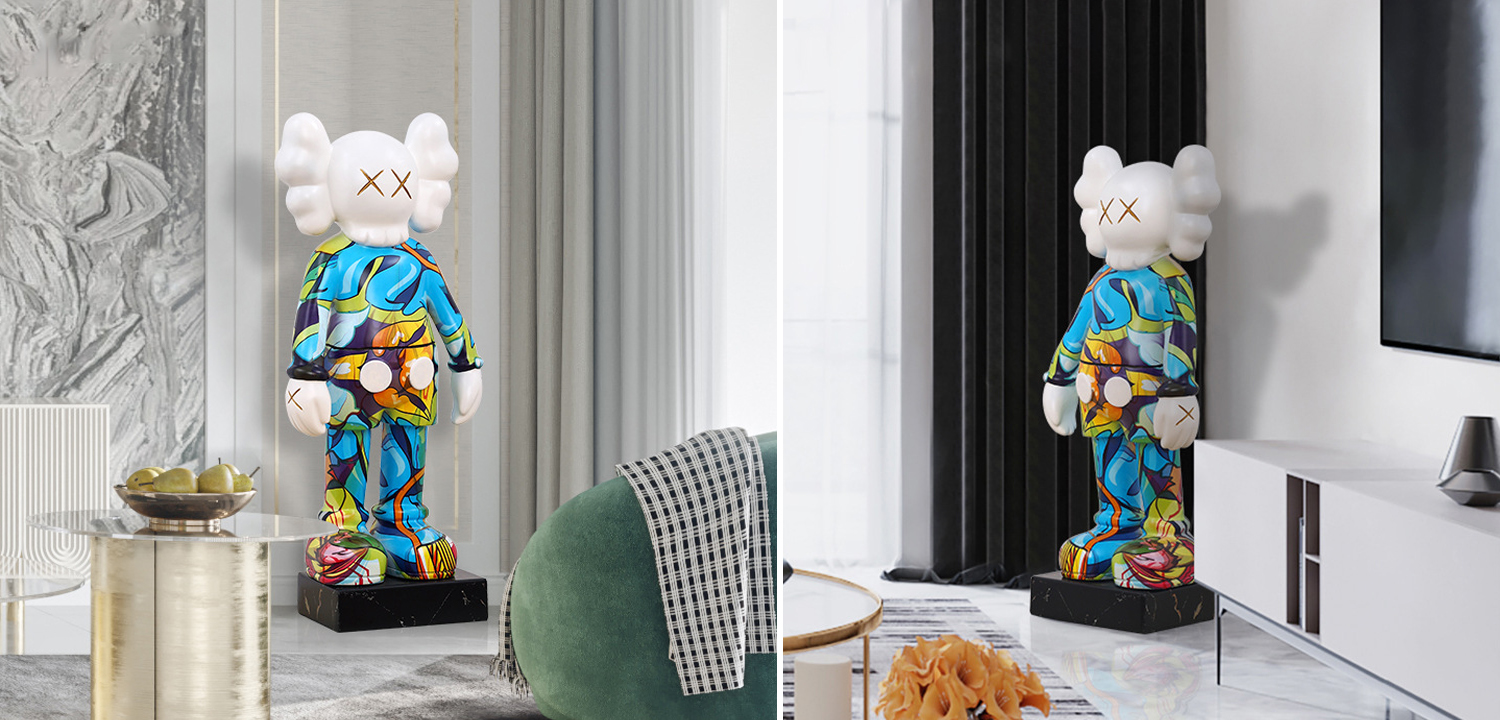 Статуэтка KAWS Painted on stand - фото