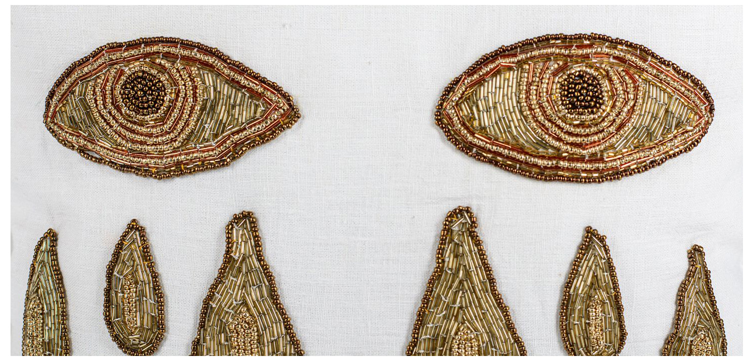 Подушка с вышивкой из бисера Tears from eyes - фото