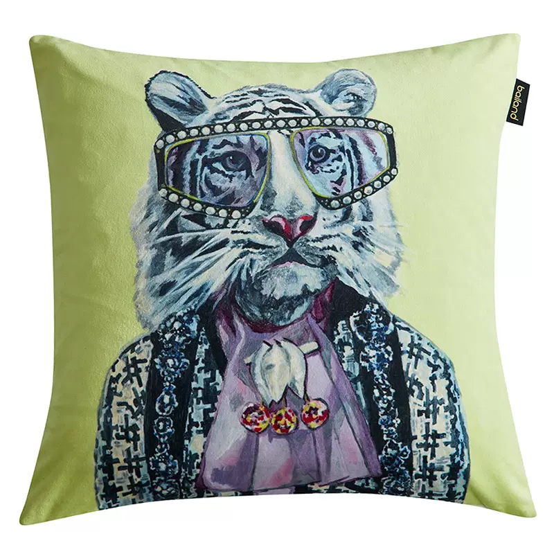 Декоративная подушка Стиль Gucci Tiger Cushion Green Салатовый Сиреневый Мульти Декоративная подушка Стиль Gucci Tiger Cushion Green Салатовый Сиреневый Мульти во Владивостоке | Loft Concept