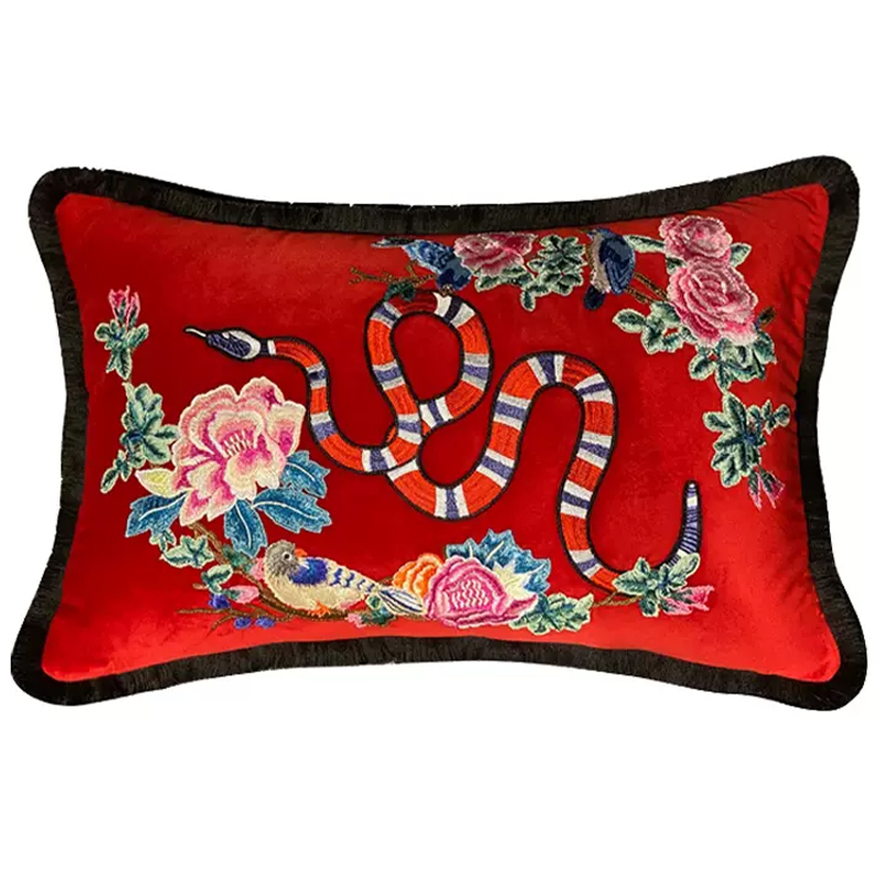 Декоративная подушка с вышивкой стиль Gucci Змея Micrurus Pillow Красная Красный Мульти Декоративная подушка с вышивкой стиль Gucci Змея Micrurus Pillow Красная Красный Мульти во Владивостоке | Loft Concept