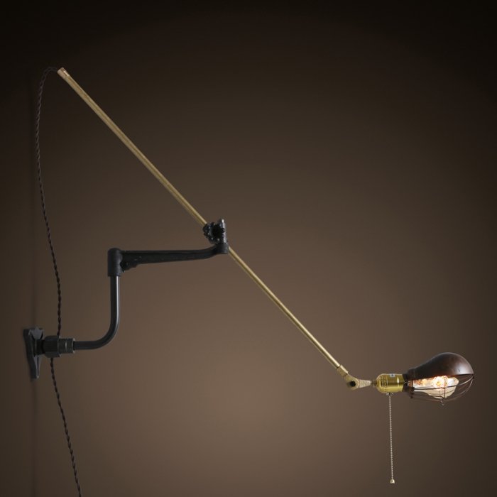 Настенный светильник Steampunk Extension Pole Bra Латунь Черный Настенный светильник Steampunk Extension Pole Bra Латунь Черный во Владивостоке | Loft Concept