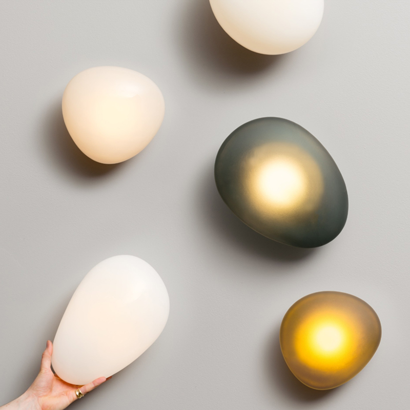 Бра ANDlight Pebble Ceiling Wall Белое матовое стекло Серый Янтарь (Amber) Бра ANDlight Pebble Ceiling Wall Белое матовое стекло Серый Янтарь (Amber) во Владивостоке | Loft Concept