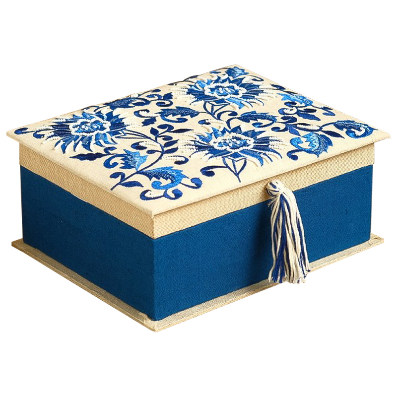 Шкатулка с вышивкой Blue Flowers Beads Embroidery Box Бежевый Синий Голубой Шкатулка с вышивкой Blue Flowers Beads Embroidery Box Бежевый Синий Голубой во Владивостоке | Loft Concept