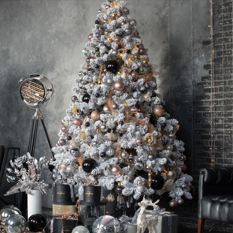 Елка Дизайнерская Украшенная Черным и Золотым декором Christmas tree Black and Gold Золотой Белый Черный Елка Дизайнерская Украшенная Черным и Золотым декором Christmas tree Black and Gold Золотой Белый Черный во Владивостоке | Loft Concept