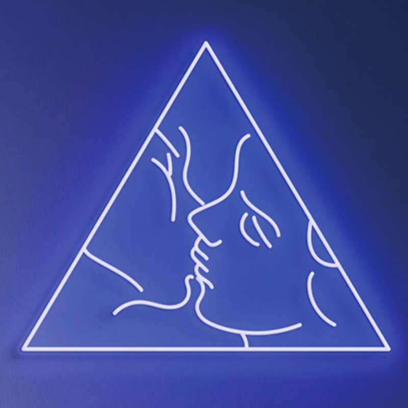 Неоновая настенная лампа Kiss Neon Wall Lamp Синий Синий Неоновая настенная лампа Kiss Neon Wall Lamp Синий Синий во Владивостоке | Loft Concept