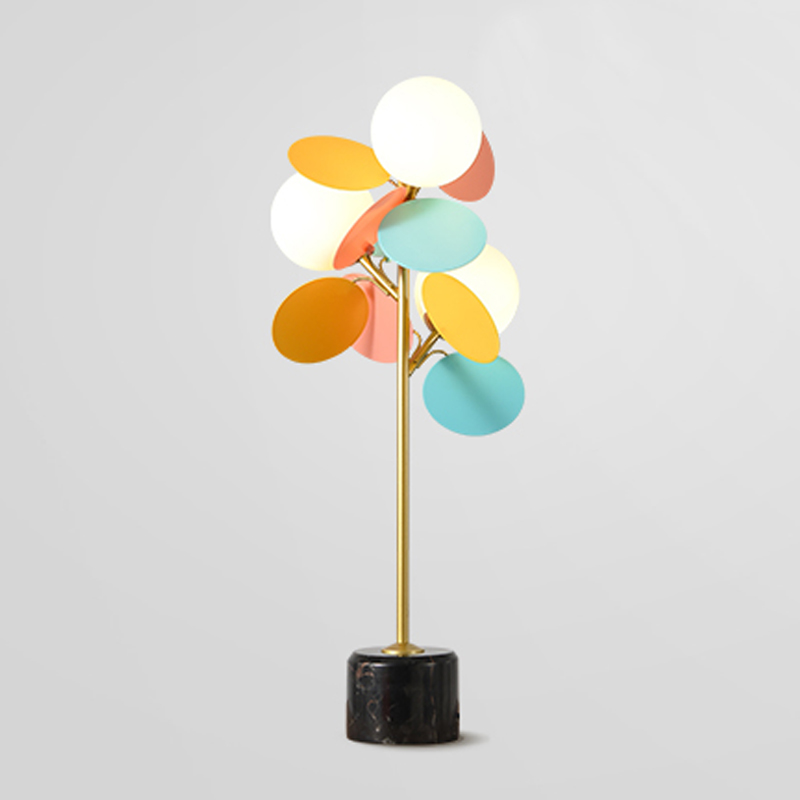 Настольная лампа MATISSE Table Lamp Multi Белое матовое стекло Золотой Черный Мульти Настольная лампа MATISSE Table Lamp Multi Белое матовое стекло Золотой Черный Мульти во Владивостоке | Loft Concept