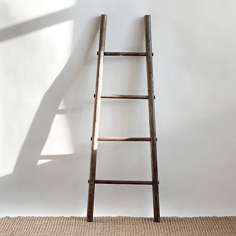 Лестница-вешалка Tiare Hanger Ladder Дуб темный Лестница-вешалка Tiare Hanger Ladder Дуб темный во Владивостоке | Loft Concept