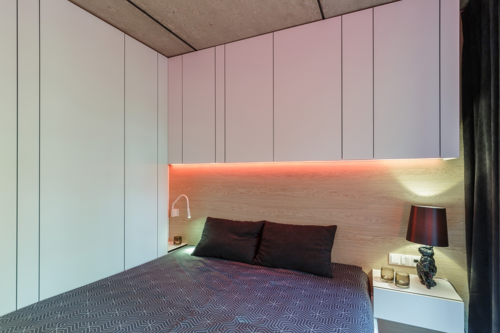 kvartirnyy-vopros-proekt-neon-i-beton-ot-dizaynerov-geometrix-design_9.jpg 9.jpg
