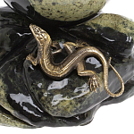 Шар с декором в виде бронзовой ящерицы на подставке из натурального камня Змеевик Natural Stone Spheres 10 см варинант исполнения - 1 | Loft Concept во Владивостоке