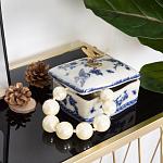 Фарфоровая шкатулка с бронзовой стрекозой Blue and White варинант исполнения - 7 | Loft Concept во Владивостоке