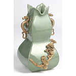 Ваза зеленого цвета из фарфора с бронзовыми ручками в виде драконов и рельефным цветочным декором Eden Garden porcelain and bronze варинант исполнения - 2 | Loft Concept во Владивостоке