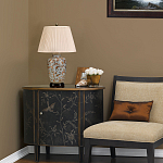 Настольная лампа с фарфоровым основанием нежно голубого цвета с золотистым цветочным рисунком и бежевым плиссированным абажуром Elstead Lighting варинант исполнения - 5 | Loft Concept во Владивостоке