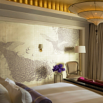 Обои ручная роспись в стиле Арт-деко Whistler Peacocks Special Colourway on 12 Carat White Gold gilded silk варинант исполнения - 1 | Loft Concept во Владивостоке