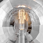 Бра округлой формы с многогранным стеклянным плафоном Hinkley варинант исполнения - 5 | Loft Concept во Владивостоке