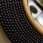 Зеркало в черной фактурной раме с золотым кантом Summon the Light варинант исполнения - 2 | Loft Concept во Владивостоке