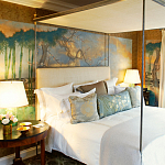 Обои ручная роспись Bamboo River Blossom Original colourway on Deep Rich Gold gilded paper with pearlescent antiquing варинант исполнения - 4 | Loft Concept во Владивостоке