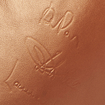 Дизайнерское кожаное кресло в форме руки Poltronova Joe Gold  Armchair варинант исполнения - 12 | Loft Concept во Владивостоке