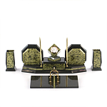 Настольный письменный набор из змеевика с часами и таблетницей Successful Leader варинант исполнения - 1 | Loft Concept во Владивостоке