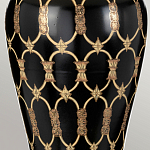 Настольная лампа с керамическим основанием с золотистым решетчатым узором и белым плиссированным абажуром Elstead Lighting варинант исполнения - 10 | Loft Concept во Владивостоке