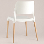 Пластиковый стул на ножках из массива бука Ferret White варинант исполнения - 5 | Loft Concept во Владивостоке
