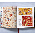 Подарочная  Книга для дизайнеров The Book of Printed Fabrics. 16th - today XXL варинант исполнения - 7 | Loft Concept во Владивостоке