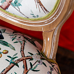 Стул из массива бука бежевый с изображением птиц и цветов Beige Green Chinoiserie Peach Garden Chair варинант исполнения - 4 | Loft Concept во Владивостоке