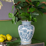 Ваза округлой формы белого цвета с синим растительным узором Blue & White Ornament  варинант исполнения - 5 | Loft Concept во Владивостоке