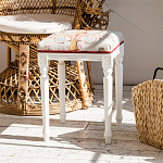 Банкетка одноместная из массива бука бежевая с растительным орнаментом Raffael Beige Floral Banquette варинант исполнения - 7 | Loft Concept во Владивостоке