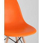Пластиковый стул на ножках из массива бука Eames Orange варинант исполнения - 2 | Loft Concept во Владивостоке