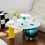 Дизайнерский журнальный стол с круглой белой столешницей на 3-х геометрических ножках Tajefox варинант исполнения - 2 | Loft Concept во Владивостоке