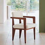 Кресло обеденное Alcove White Boucle из массива ореха варинант исполнения - 8 | Loft Concept во Владивостоке