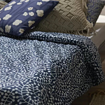 Постельное белье темно-синего цвета с рисунком Blossom Essence Sophie варинант исполнения - 8 | Loft Concept во Владивостоке