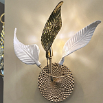 Бра с декоративными белыми и золотыми листьями на текстурном основании Wintery flovers варинант исполнения - 4 | Loft Concept во Владивостоке