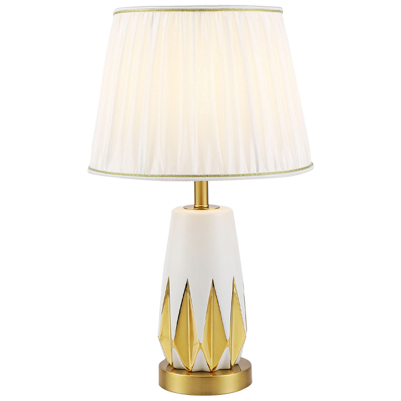 Настольная лампа с абажуром Femia White Gold Table Lamp Белый Золотой Настольная лампа с абажуром Femia White Gold Table Lamp Белый Золотой во Владивостоке | Loft Concept