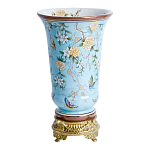 Ваза из голубого фарфора с бронзовыми элементами Blue Garden варинант исполнения - 1 | Loft Concept во Владивостоке