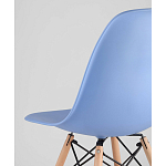 Пластиковый стул на ножках из массива бука Eames Blue варинант исполнения - 3 | Loft Concept во Владивостоке