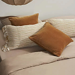 Чехол на подушку горчичного цвета с бахромой и объемным узором Ethnic mix варинант исполнения - 7 | Loft Concept во Владивостоке