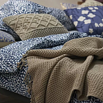 Постельное белье темно-синего цвета с рисунком Blossom Essence Sophie варинант исполнения - 5 | Loft Concept во Владивостоке