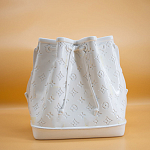 Кашпо в виде сумки  Bag Vase White Louis варинант исполнения - 3 | Loft Concept во Владивостоке