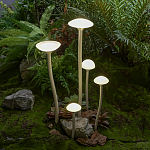 Уличный светильник с пятью матовыми плафонами в форме грибов на высоких изогнутых ножках Mushroom Shape варинант исполнения - 1 | Loft Concept во Владивостоке