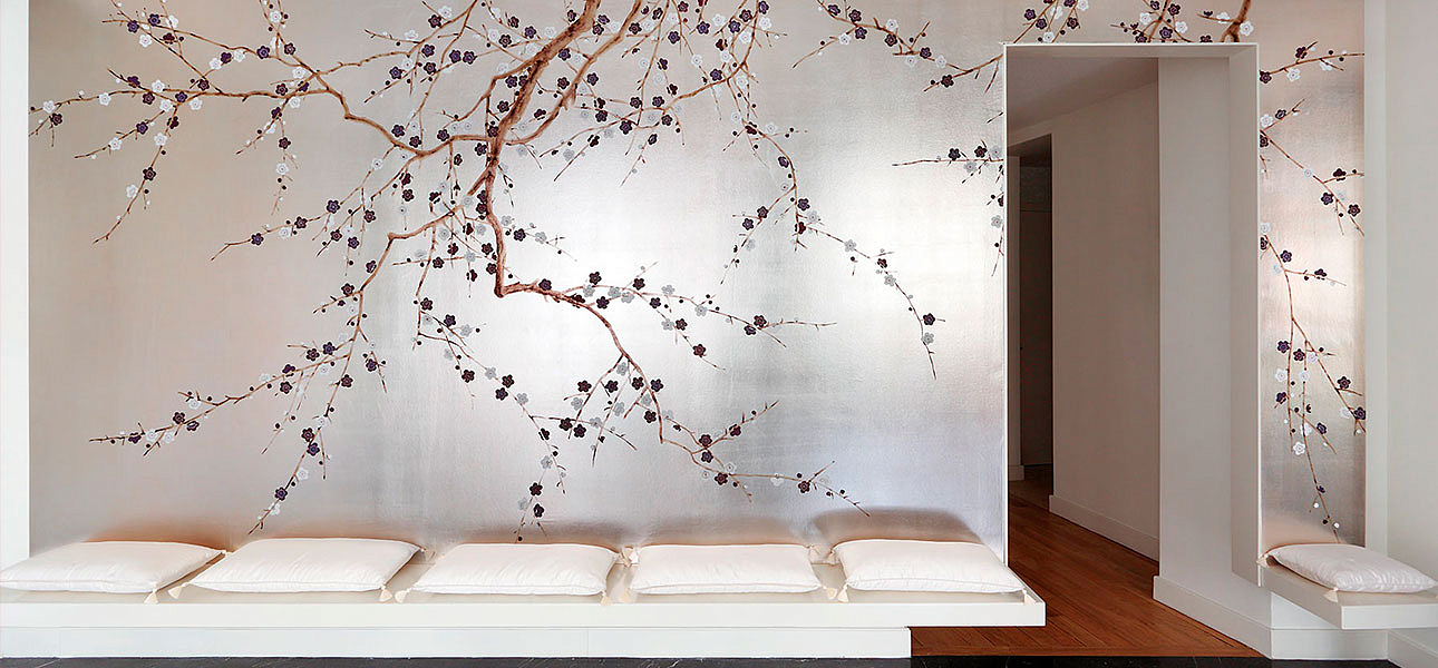 Обои ручная роспись Plum Blossom Lavender on Tarnished Silver gilded paper Обои ручная роспись Plum Blossom Lavender on Tarnished Silver gilded paper - Loft-Concept во Владивостоке
