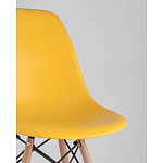 Пластиковый стул на ножках из массива бука Eames Yellow варинант исполнения - 2 | Loft Concept во Владивостоке