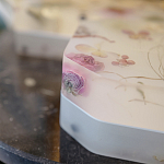 Шкатулка из эпоксидной смолы с цветами белая Epoxy Resin Square Box White варинант исполнения - 6 | Loft Concept во Владивостоке