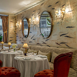 Обои ручная роспись Fishes Blue Pearl on Tarnished Silver gilded silk with pearlescent antiquing варинант исполнения - 7 | Loft Concept во Владивостоке